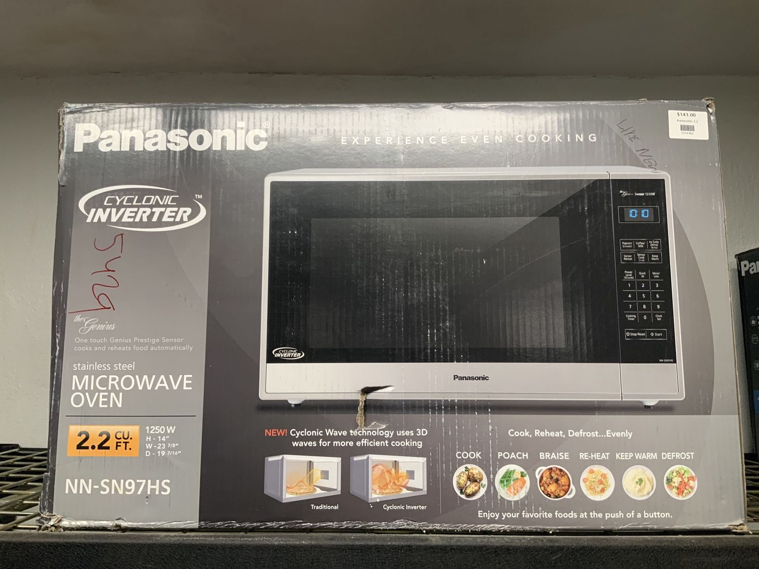 Panasonic Family Size 2.2CuFt Countertop Microwave