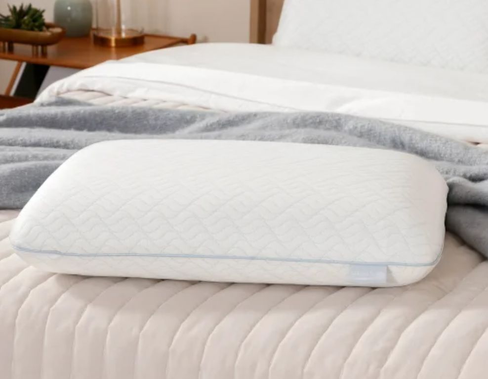 Serenity by Tempur-Pedic Cooling Memory Foam Pillow - Retail $34.99