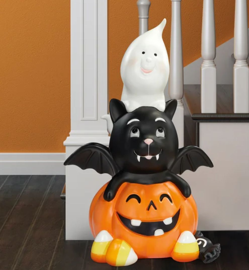 24” Stacked Halloween Greeter