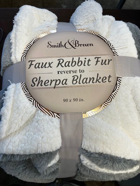 Smith &amp; Brown Faux Rabbit Fur Reverse to Sherpa Blanket 90x90