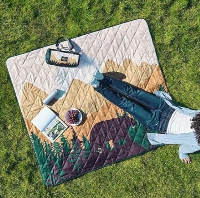 Weatherproof Vintage Outdoor Blanket (60in X 72in) - Portable Picnic Blankets Waterproof Foldable &amp; Beach Blanket Waterproof Sandproof