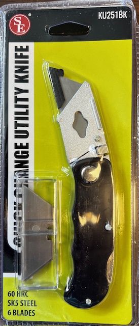 6&quot; Black Folding Utility Knife with Clip and 6 extra blades