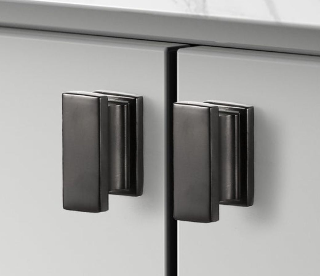 Hexa Series Modern 1.5 in. Rectangular Cabinet Knob from Sapphire Collection