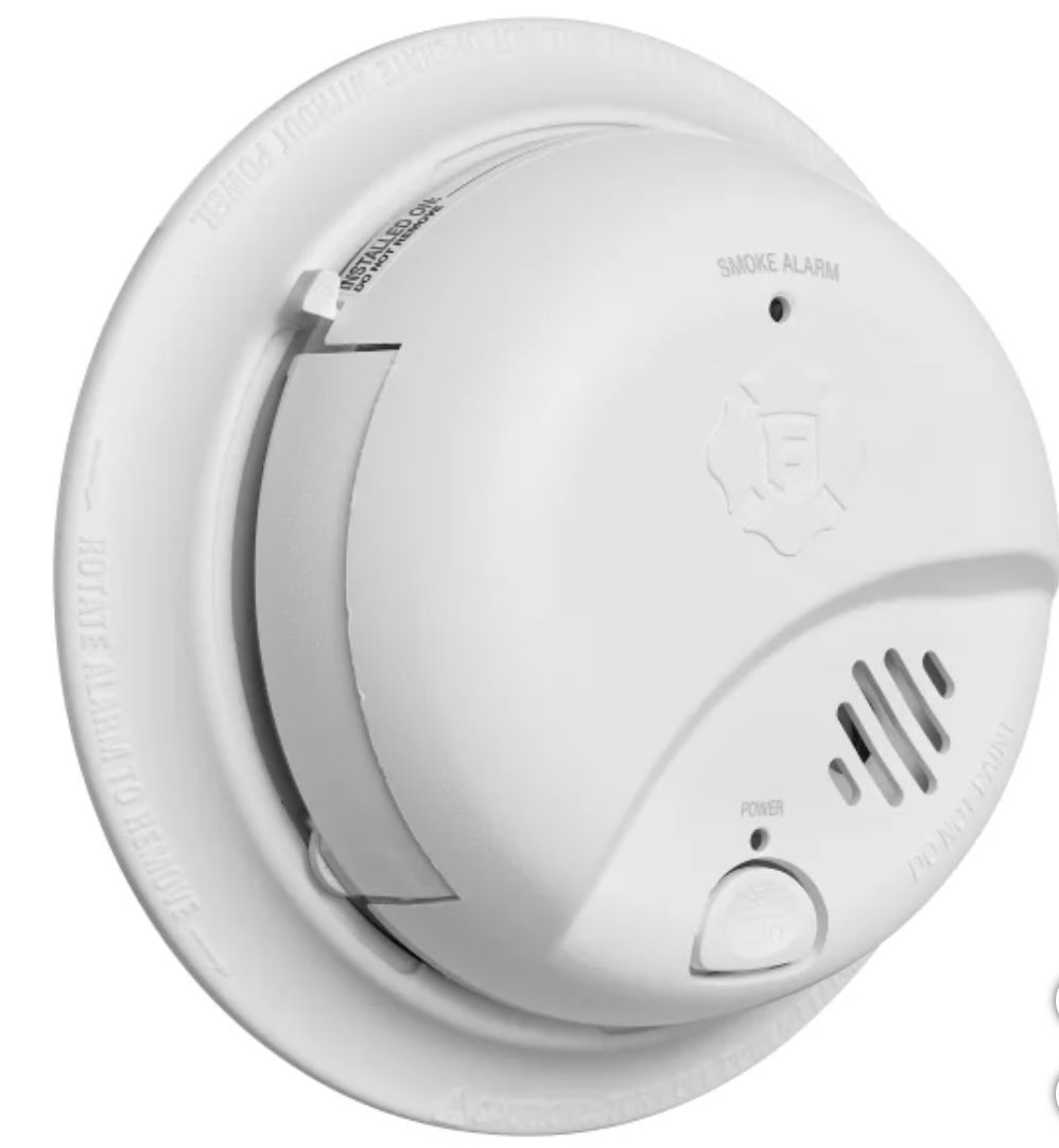 First Alert Advanced Precision Detection Smoke Alarm