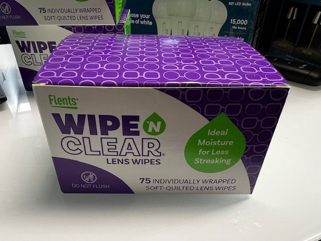 Flent&#39;s Wipe &#39;n Clear Lens Wipe, 75 Soft-Quilted Lens Wipes