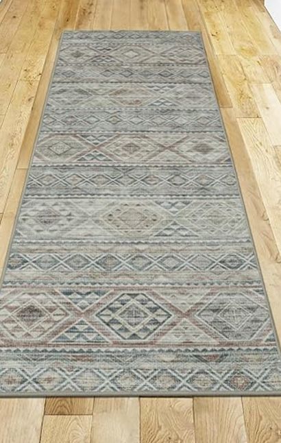 Wyatt &amp; Ash Runner 2 pc set-Retail-$ 37.99