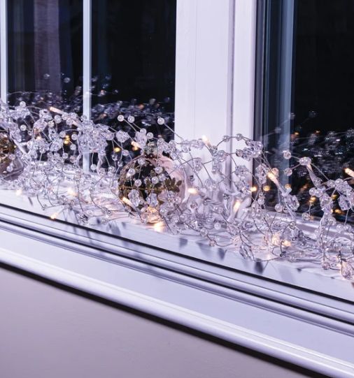GE StayBright 9’ LED Glitter Gem Garland