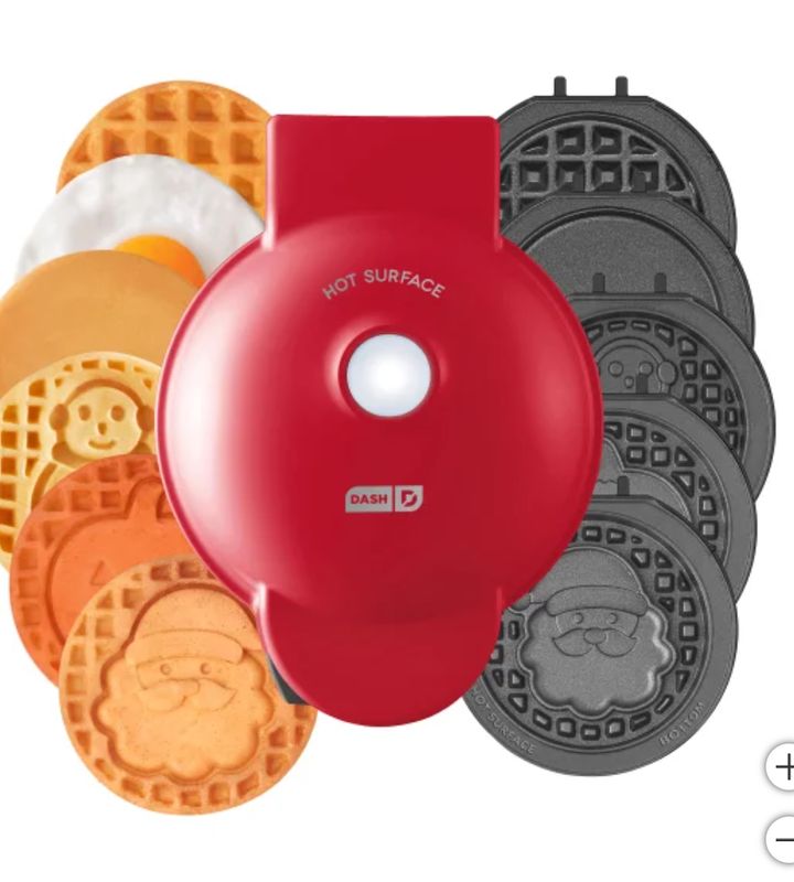 Dash Multi Maker System 6 Removable Non-Stick Plates Included - Retail $27.99