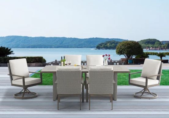 Thomasville 7-piece Outdoor Dining Set Retail - $2,899.99