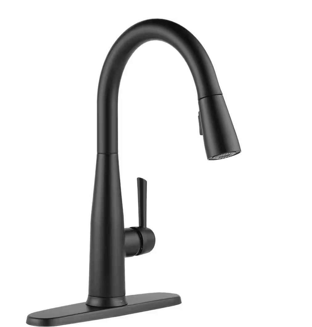 Delta Tap and Hold to Zoom Essa Single-Handle Pull-Down Sprayer Kitchen Faucet with MagnaTite Docking in Matte Black-Retail 261.00