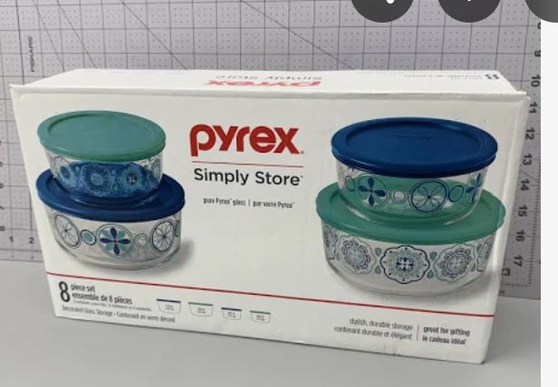 Pyrex Decorated 8pc Glass Storage Set ( missing 1 lg. Lid) A  Retail- 59.99