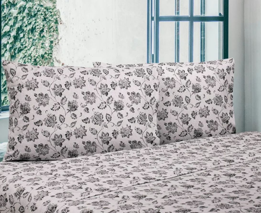Portuguese Flannel 4-piece Sheet Sets - Retail $49.99, Size: King