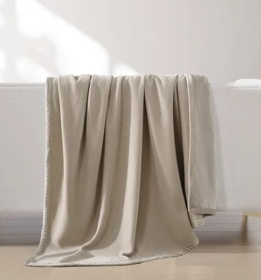 Jennifer Adams Luxe Chenille Corduroy Throw - Retail $19.99