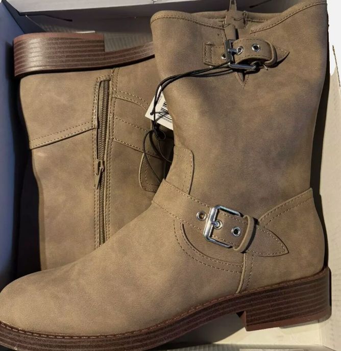 Dolce Vita Brown Ankle Moto comfort boot, Retail $29.99