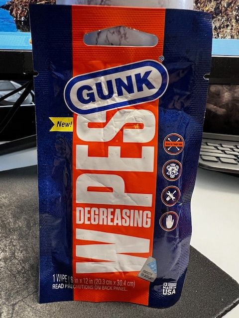Gunk Degreasing Wipe - 1 Wipe