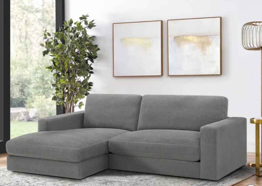Henredon Essex Hill Sofa Chaise, Retail $1199.99