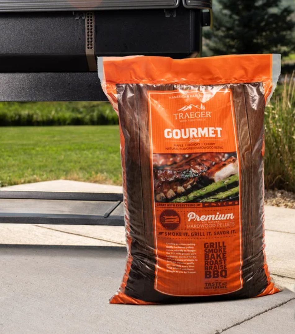Traeger Gourmet Blend 33 lbs Wood Pellets - Retail $26.99