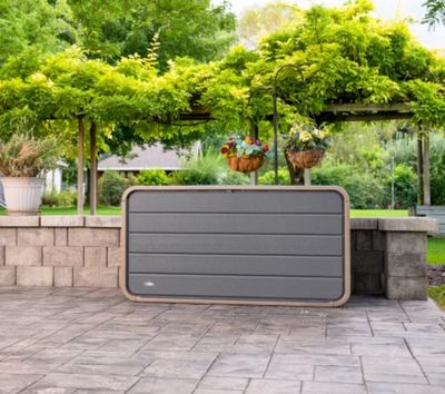 Lifetime 165 Gallon Modern Deck Box, Retail $199.99