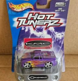 HOT Wheels 2002/ HOT TUNERZ 2002 CHEVY S10-Retail-$ 20.00