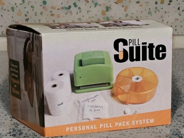 Pill Suite Vitamin Pack System Sealer Travel Personal Pill Organizer Extra Bags-Retail-$ 19.99