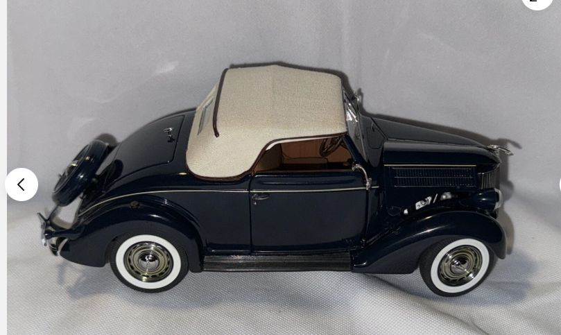 1936 Ford Deluxe Cabriolet - Danbury Mint, 1:24 Scale, Diecast - Retail-$ 60.00