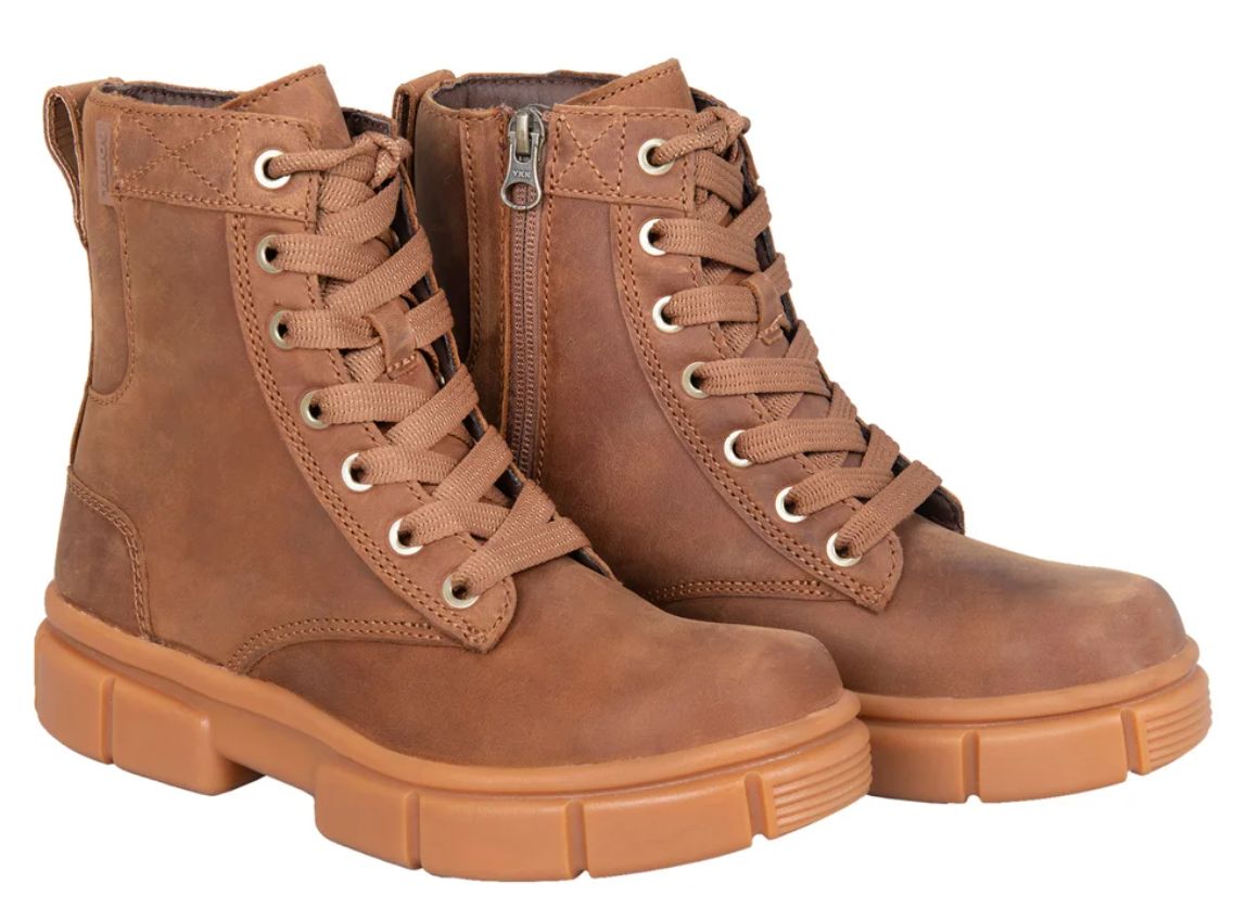 SOREL Women&#39;s Explorer Lace-Up Boot - Retail $79.99