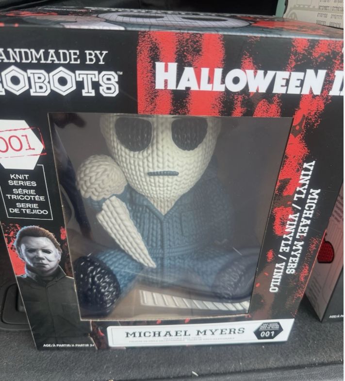 Michael Meyers Halloween Handmade By Robots 12” 001 Vinyl Knit Series - Retail $39.99