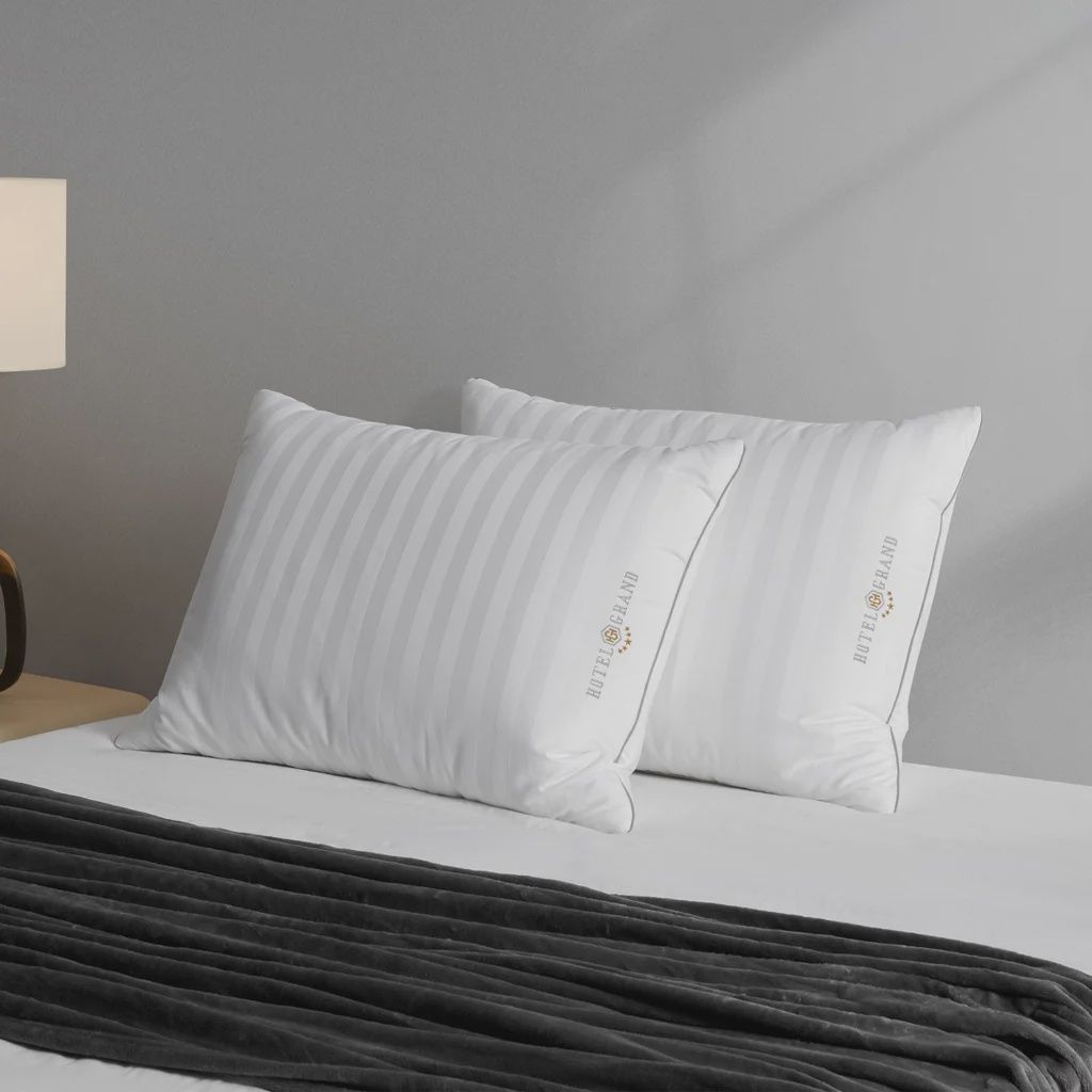 Hotel Grand Feather &amp; Down Pillow, 2-pack - RETAIL - $34.99
