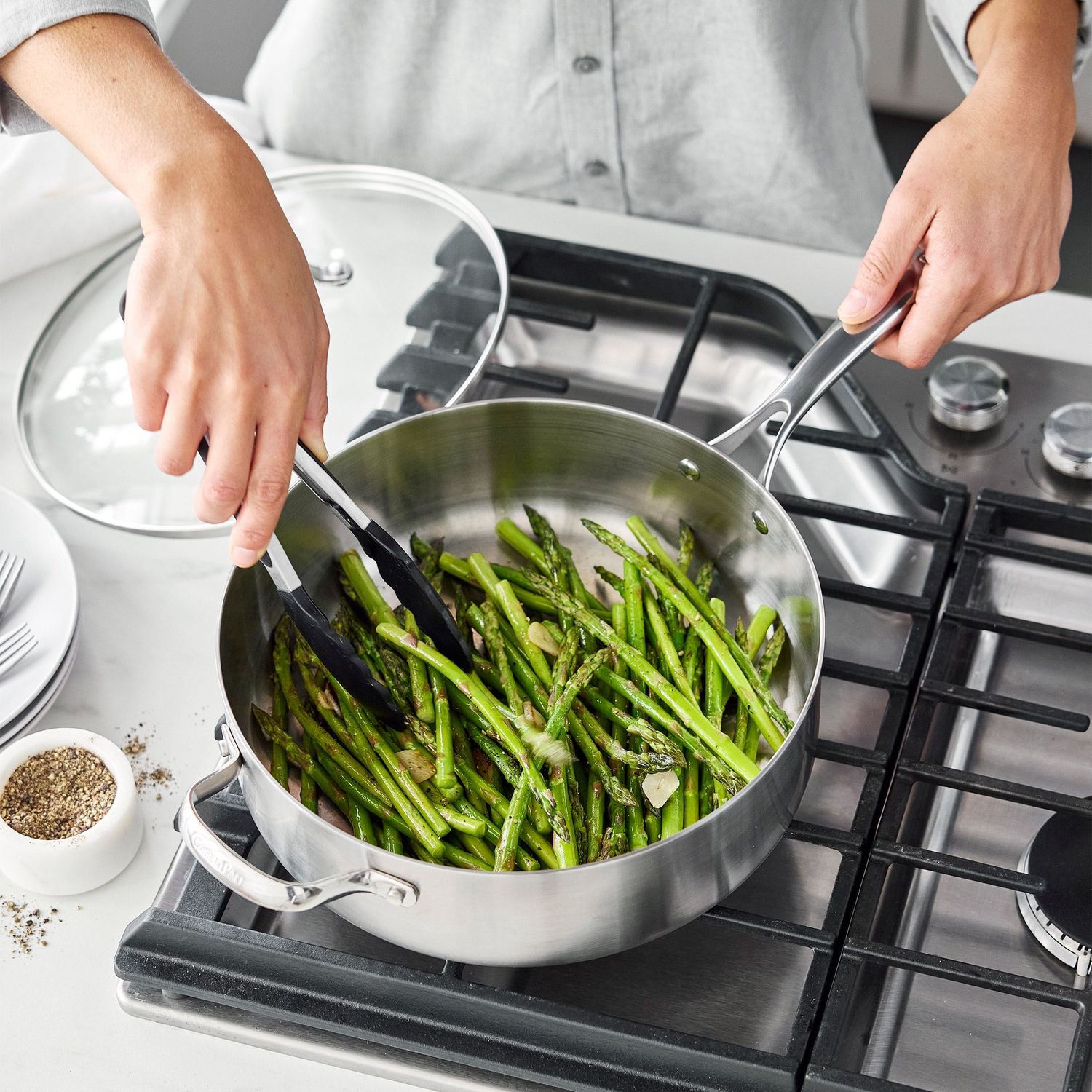 GreenPan Superior 5 Quart with Lid - RETAIL - $34.99