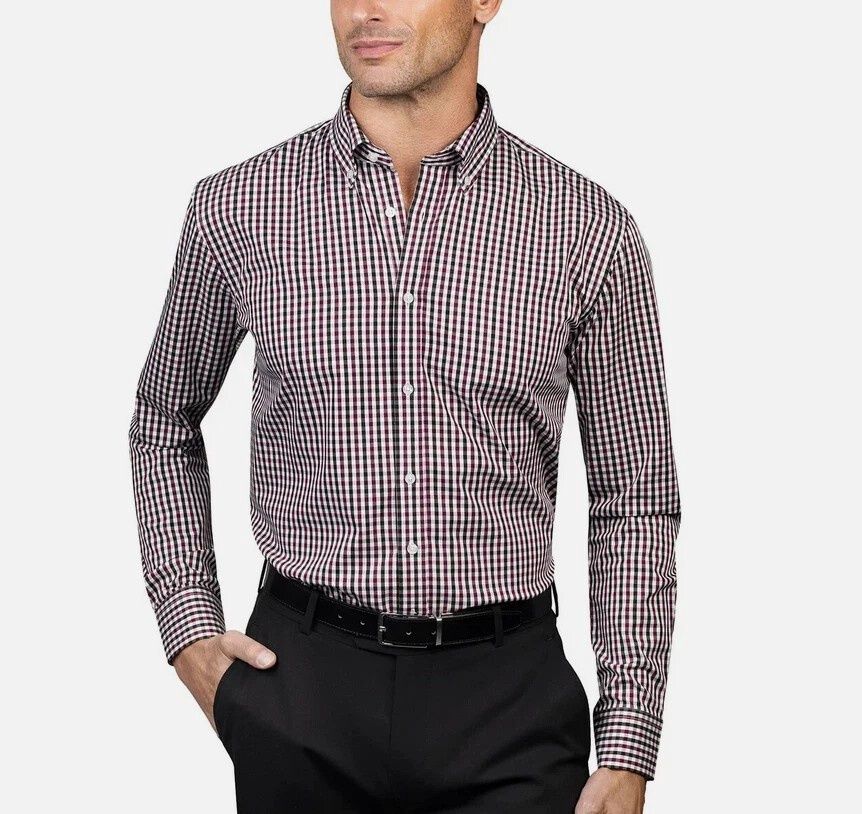 Chaps Men&#39;s Button-Down Dress Shirt