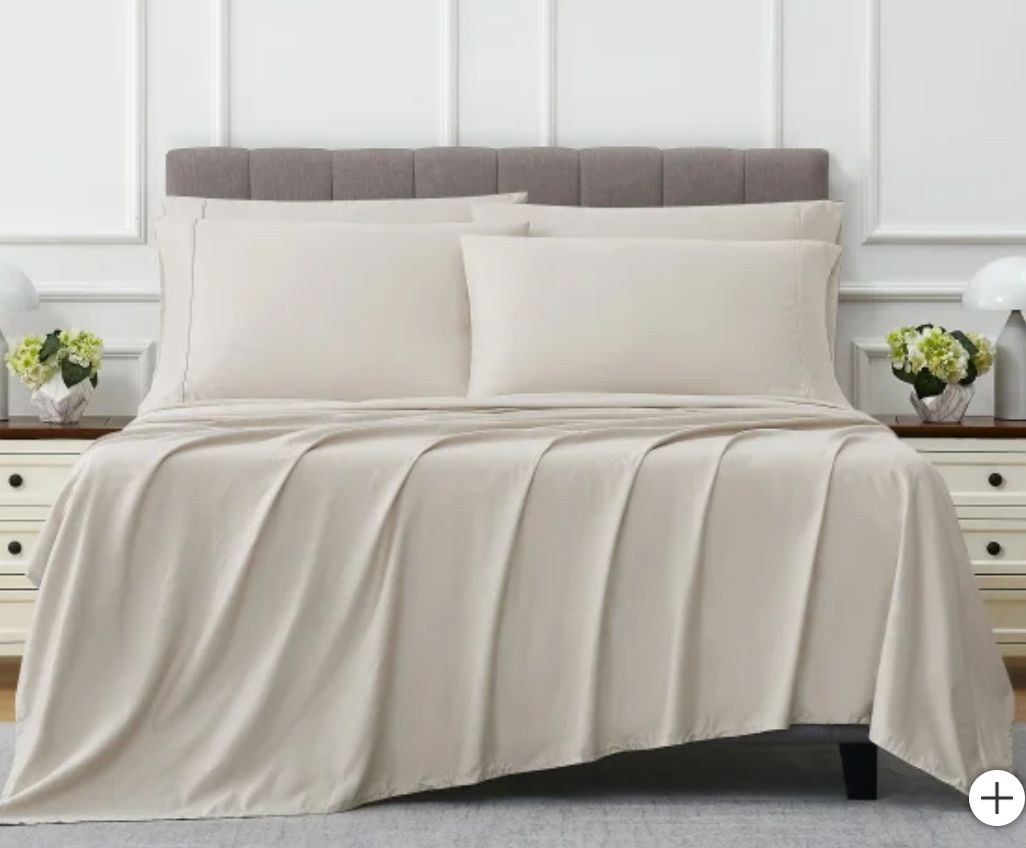 Kirkland 680 Ct Sheets Set - Retail $ 79.99