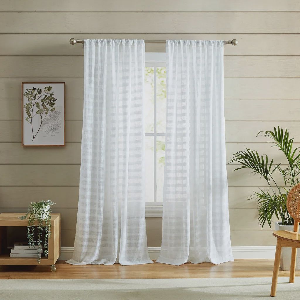 Hasting Chenille Curtains. Retail $32.99