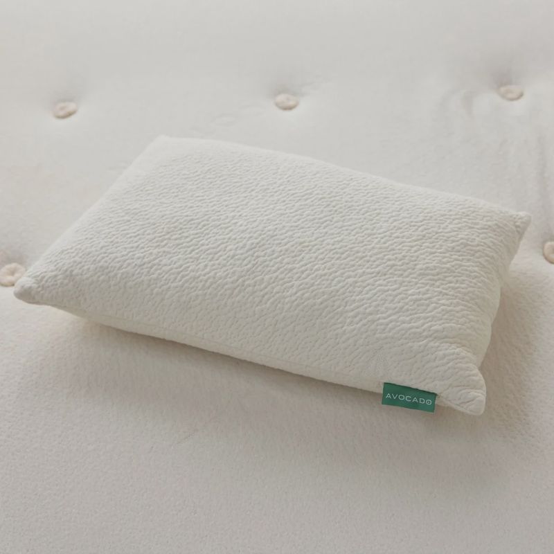 Avocado Organic Pillow with Natural Latex and Kapok Fill. Retail $59.99