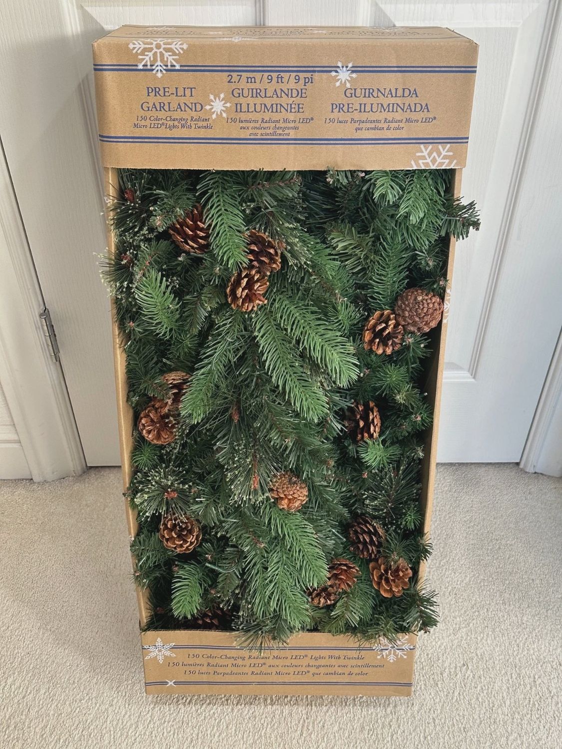 New 9 Foot Pre Lit  Garland Micro LED Lights Costco Retail $79.99