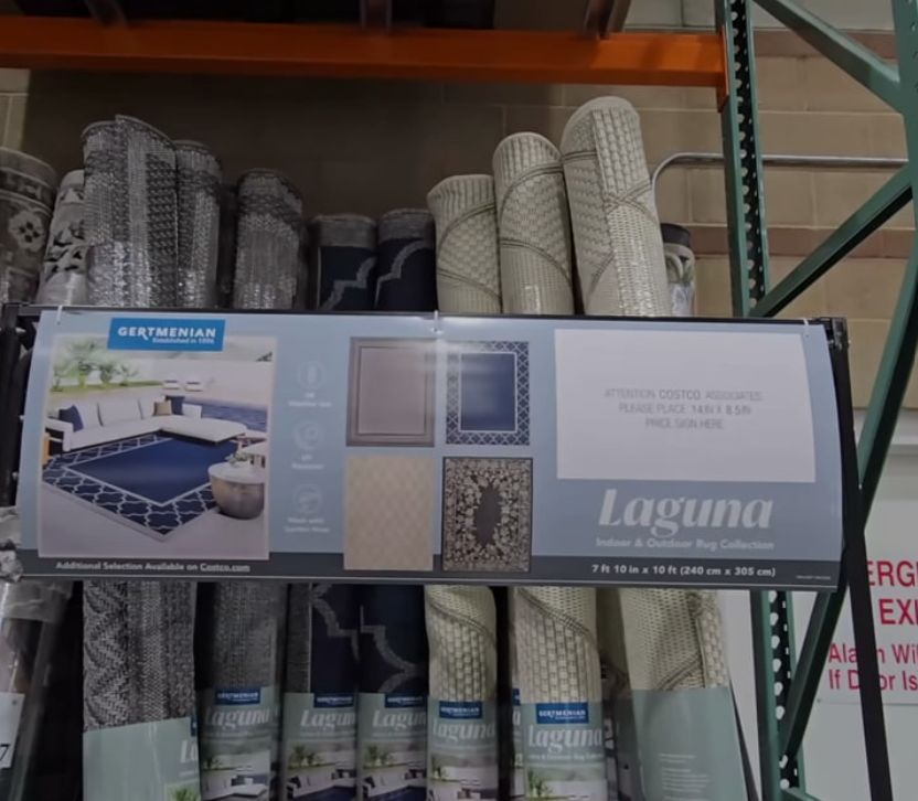 Laguna Indoor/Outdoor Rug 7'10" x 10' - Retail $79.99