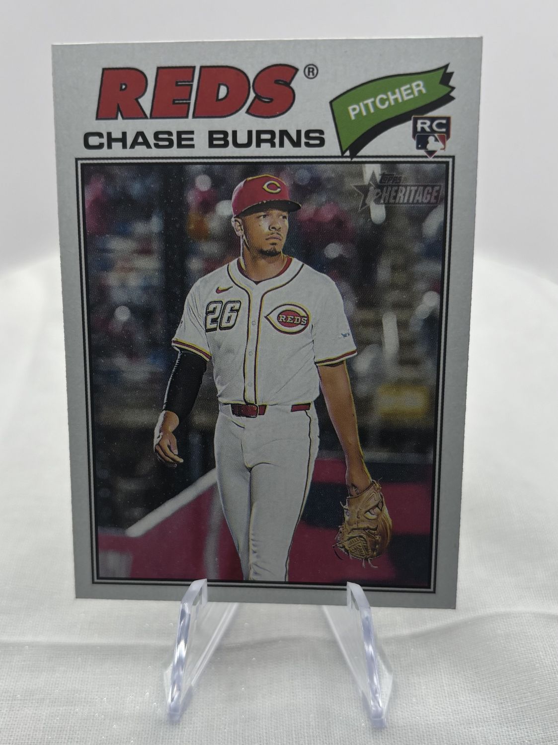 2026 Topps Heritage - Chase Burns #212 (Image Variation)