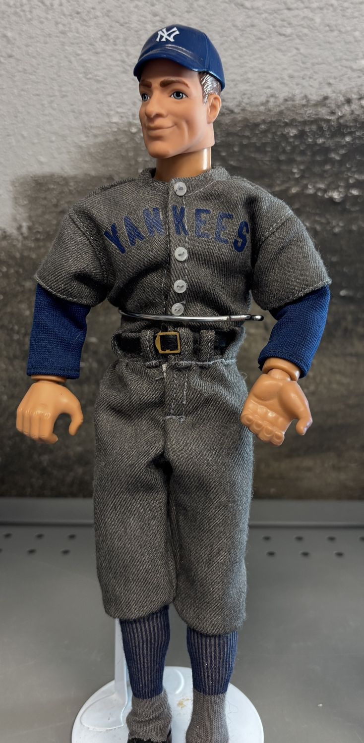1996 Starting Lineup Cooperstown Collection - Lou Gehrig 12" Figure