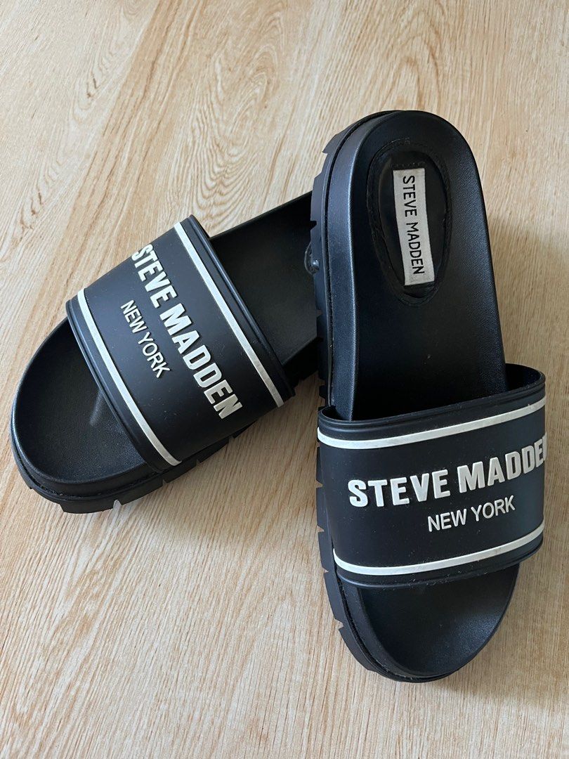 SM LDS TEXTURED SLIDE - Retail $29.99