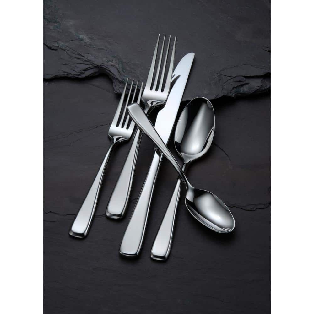 ONEIDA 24PC FLATWARE WITH - Retail $29.99