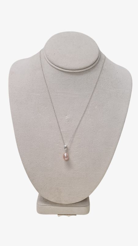 Pink Fresh Water Pearl Necklace