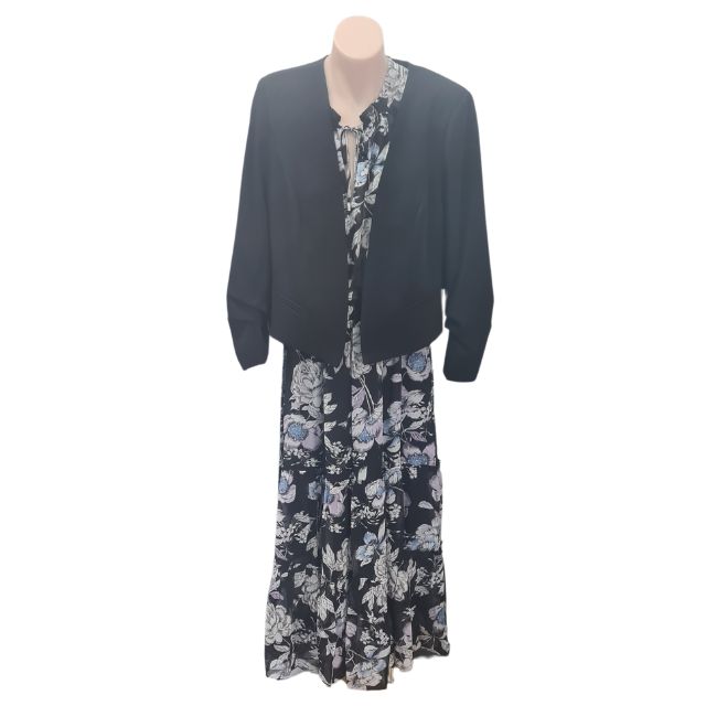 ShortBlackJacket