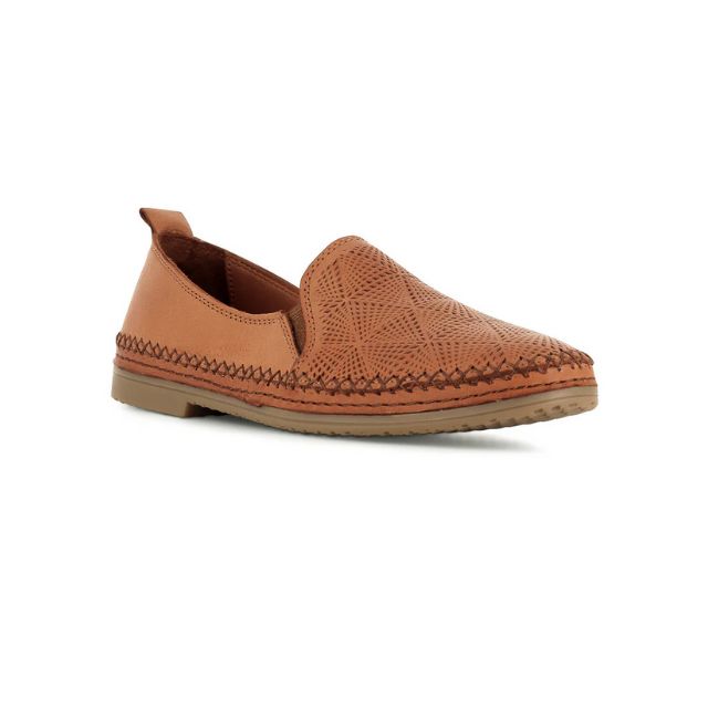 Siddle Tan Shoes