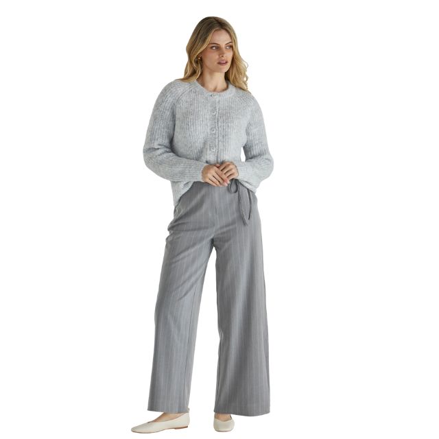 Romee Cardi White Marle