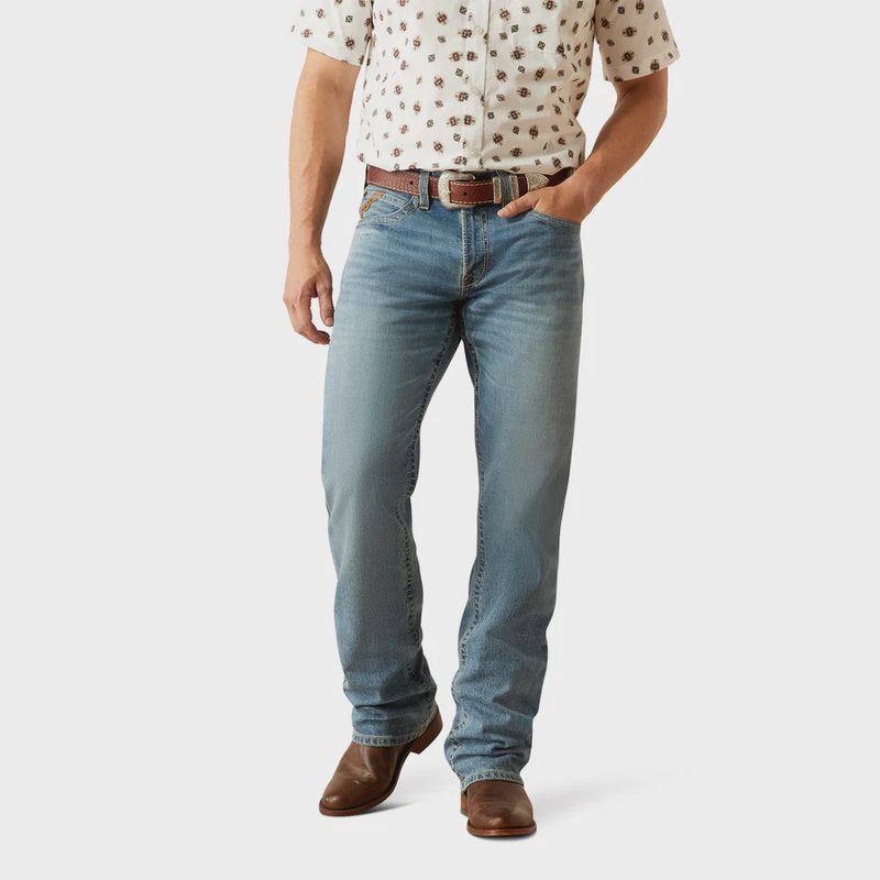 Ariat  M2 10061401 Logan  Traditional Boot  Cut