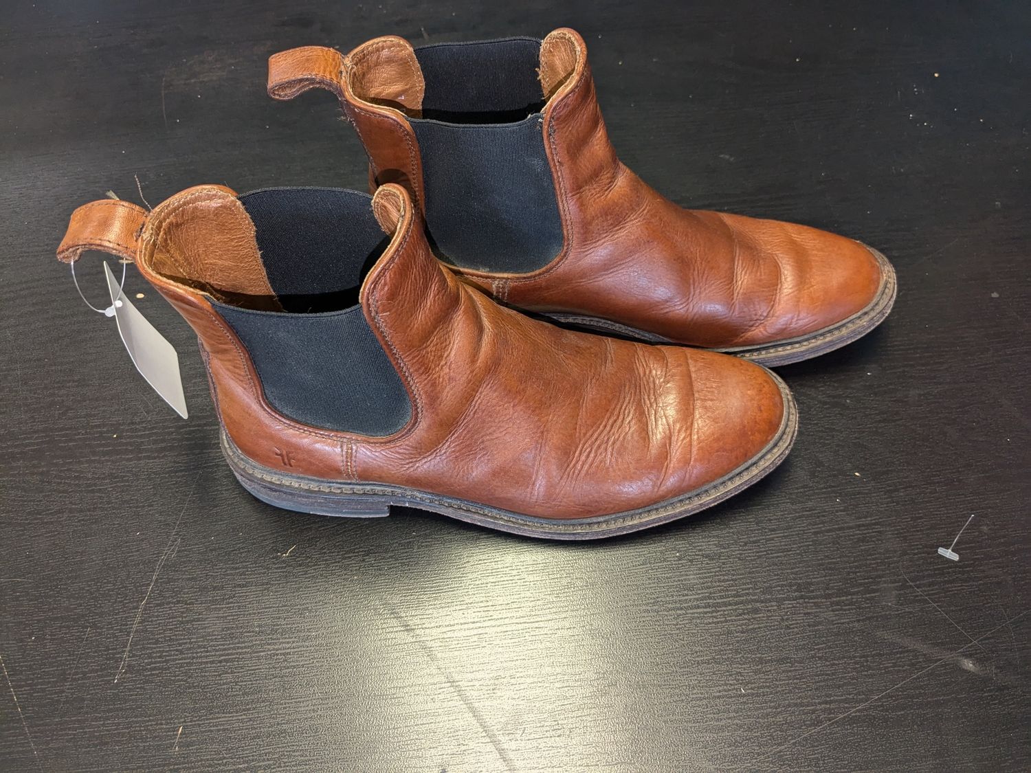 Frye - Chelsea Boots - Brown - 7