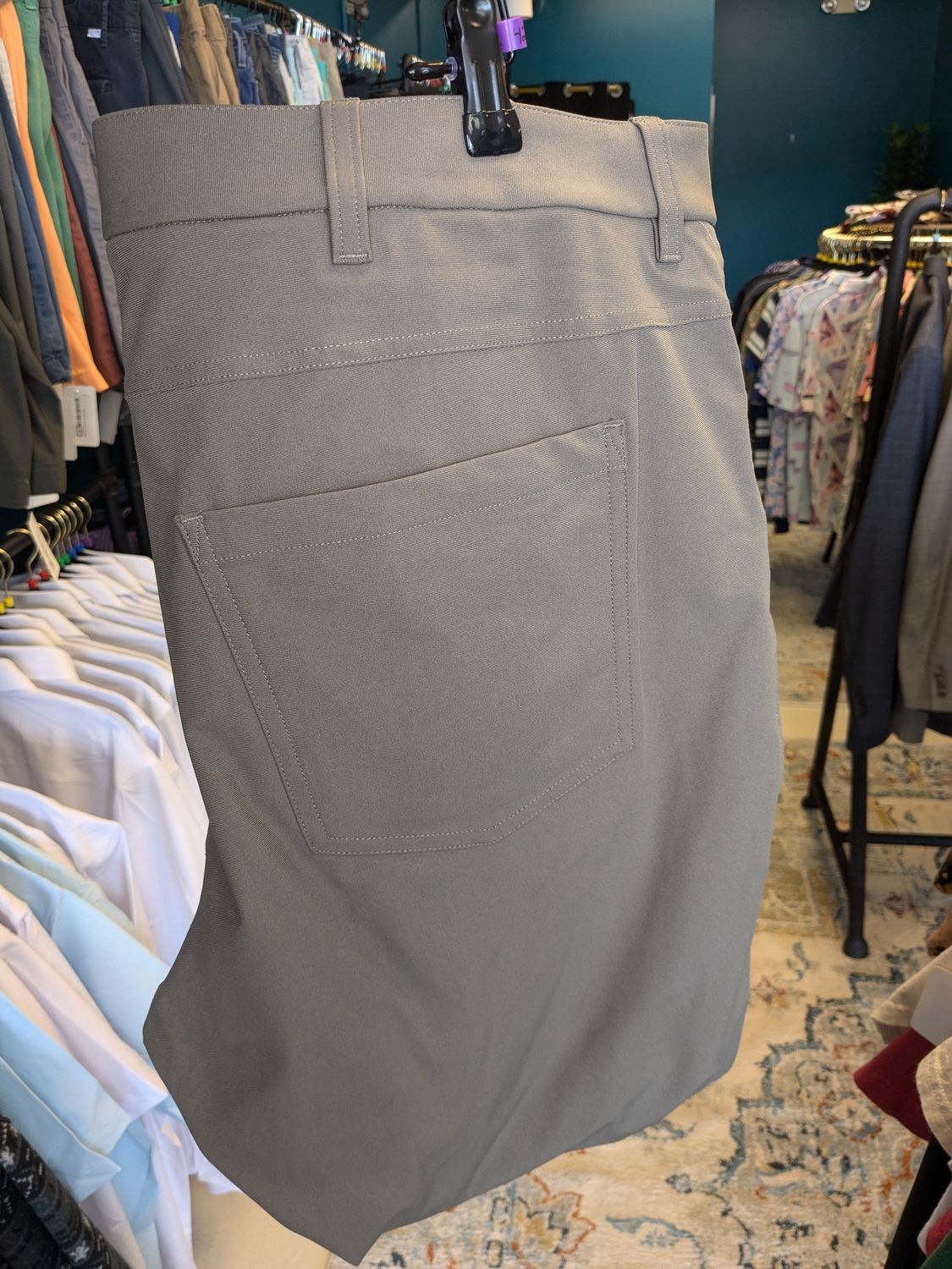 Lululemon - Pants - Tan - 42