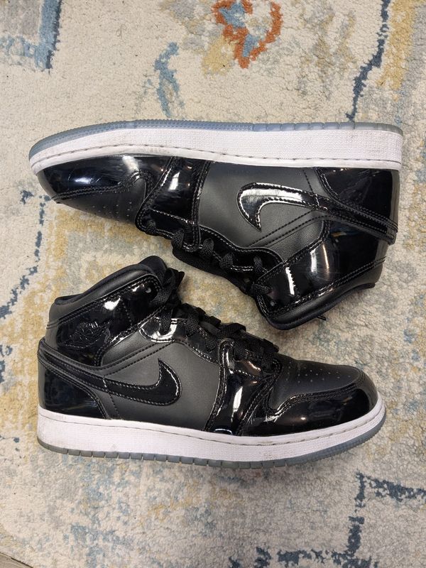 Jordan 1 Mid SE Space Jam Black (GS – w/ box) – 7Y
