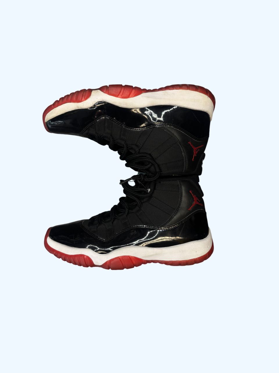 Jordan 11 Playoffs Bred – 8.5