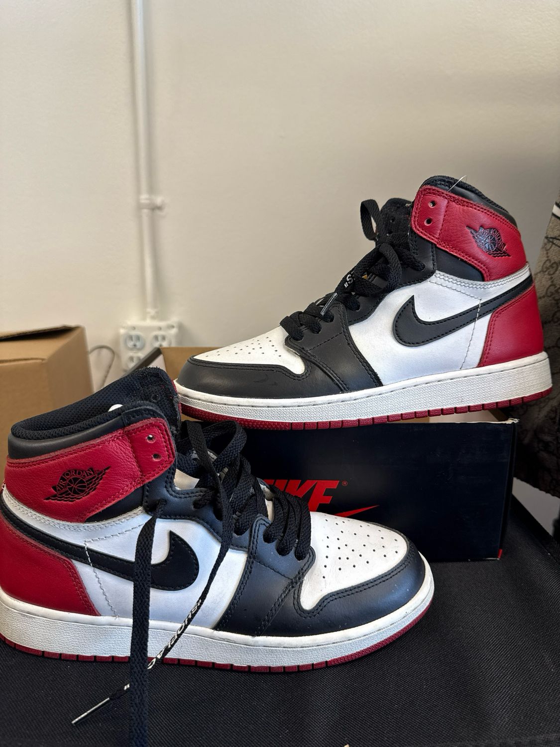 Jordan 1 - Black Toe - White/Black/Red - 7Y