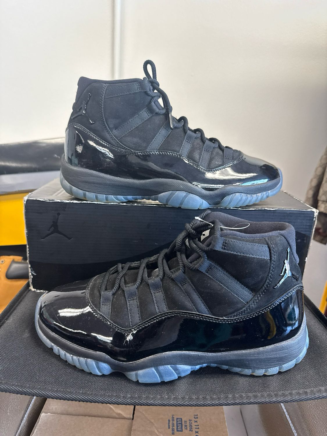 Jordan 11 Cap and Gown Sz 9.5